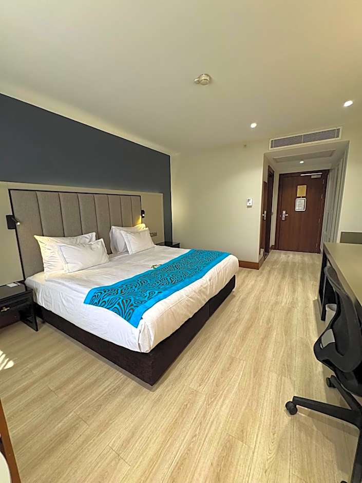 Teymur Continental Hotel