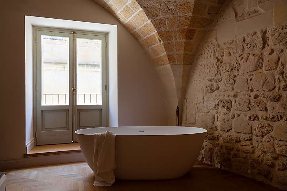 Palazzo Zimara Boutique Hotel