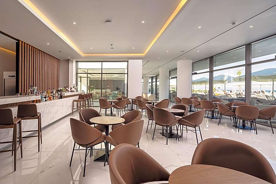 Lindos Grand Resort & Spa - Adults Only