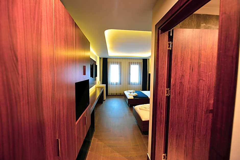 Kibar Hotel