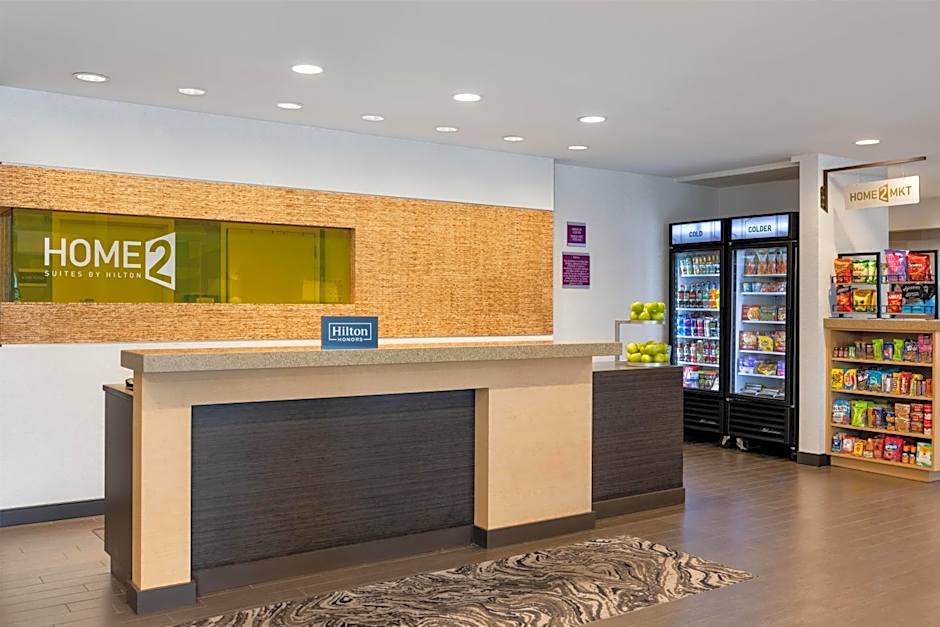 Home2 Suites by Hilton Milwaukee Brookfield