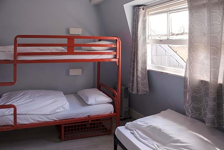 Astor Kensington Hostel