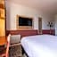 greet Hotel Castres Saix