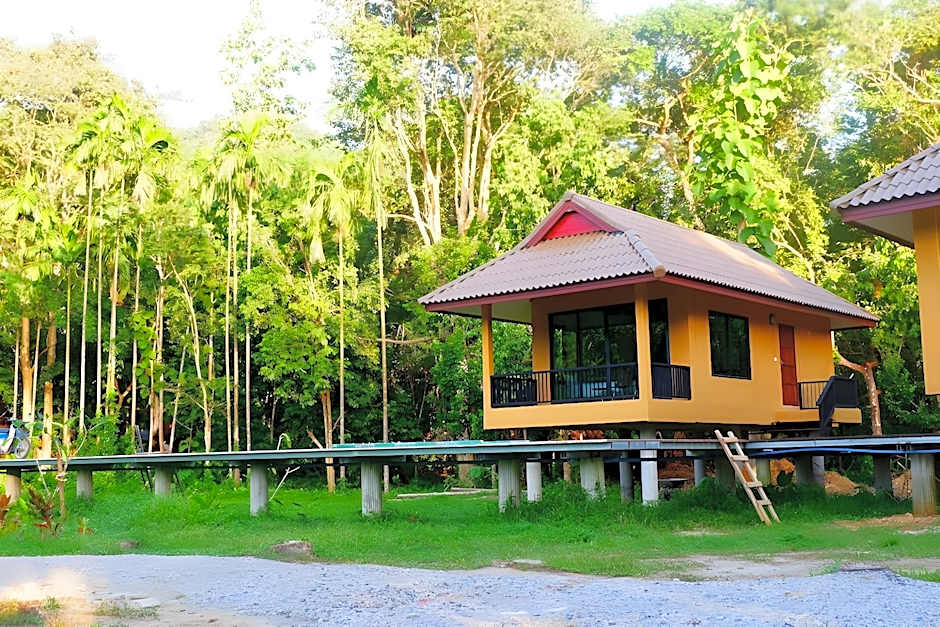 Art's Riverview Lodge
