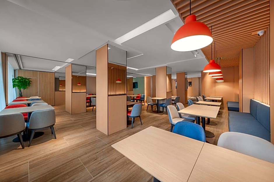 Holiday Inn Express Yangquan City Center By IHG