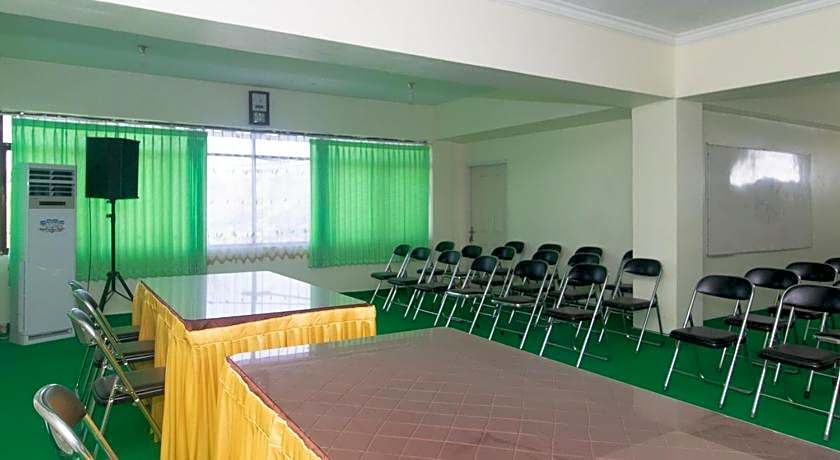 RedDoorz @ Frans Seda Kupang