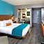 Shore Hotel