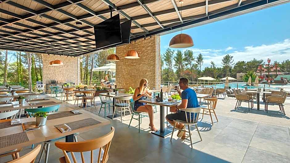 Mobile Homes Camping Santa Marina, Lanterna