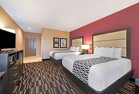 Queen Room with Two Queen Beds Non Smoking