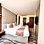 New MerryLand Hotel
