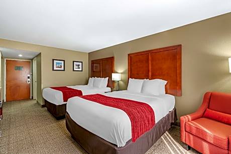 2 QUEEN BEDS NONSMOKING