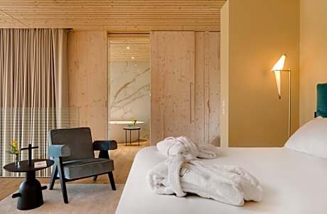 Suite with Private Pool