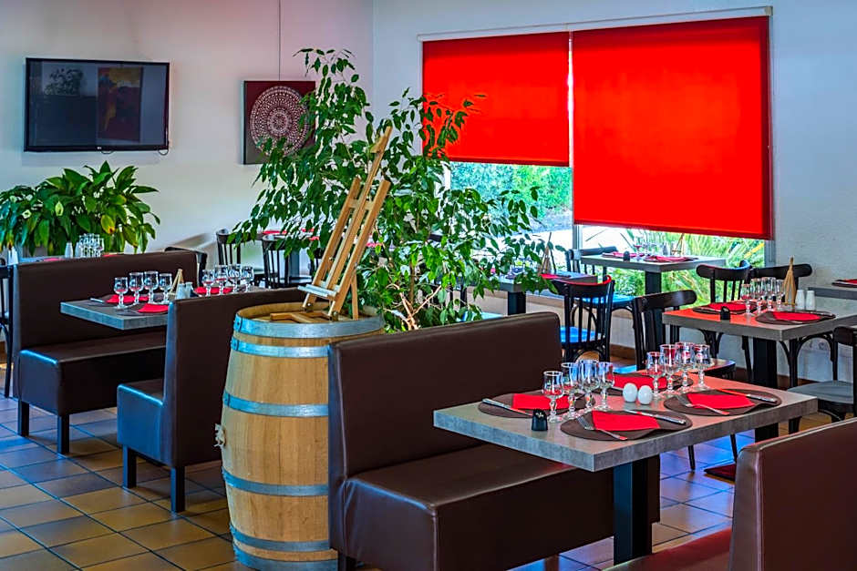 Logis Hotel Noemys Brive - Restaurant Le Teinchurier