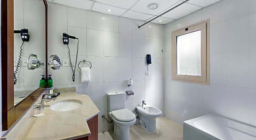 Al Hamra Village Hotel