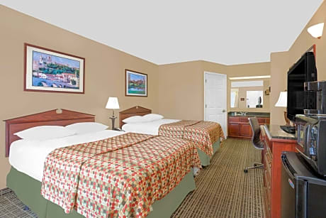 2 Double Beds Non-Smoking
