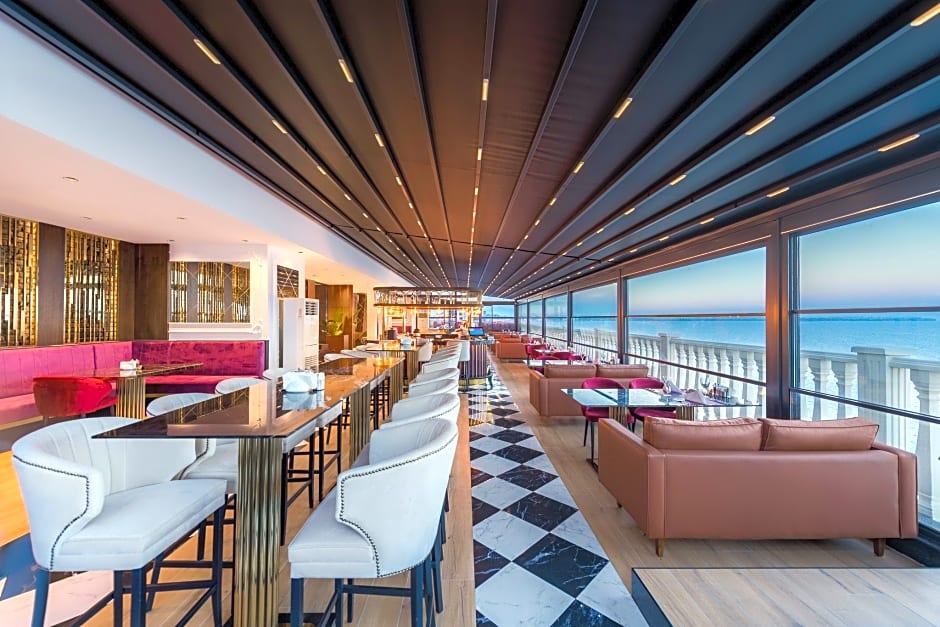 Crowne Plaza Antalya By IHG