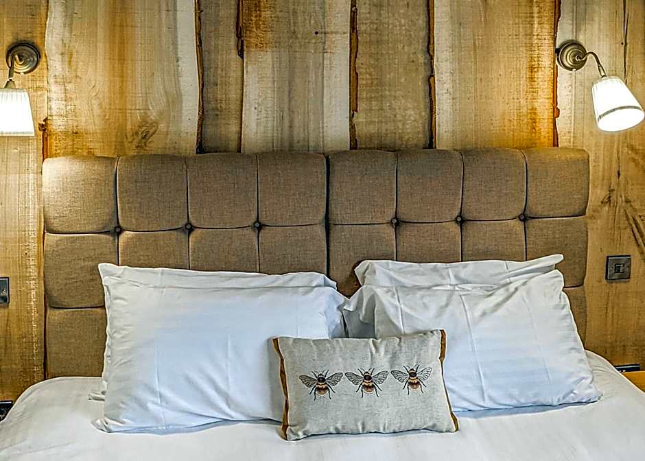 The Warrens At Foxtail