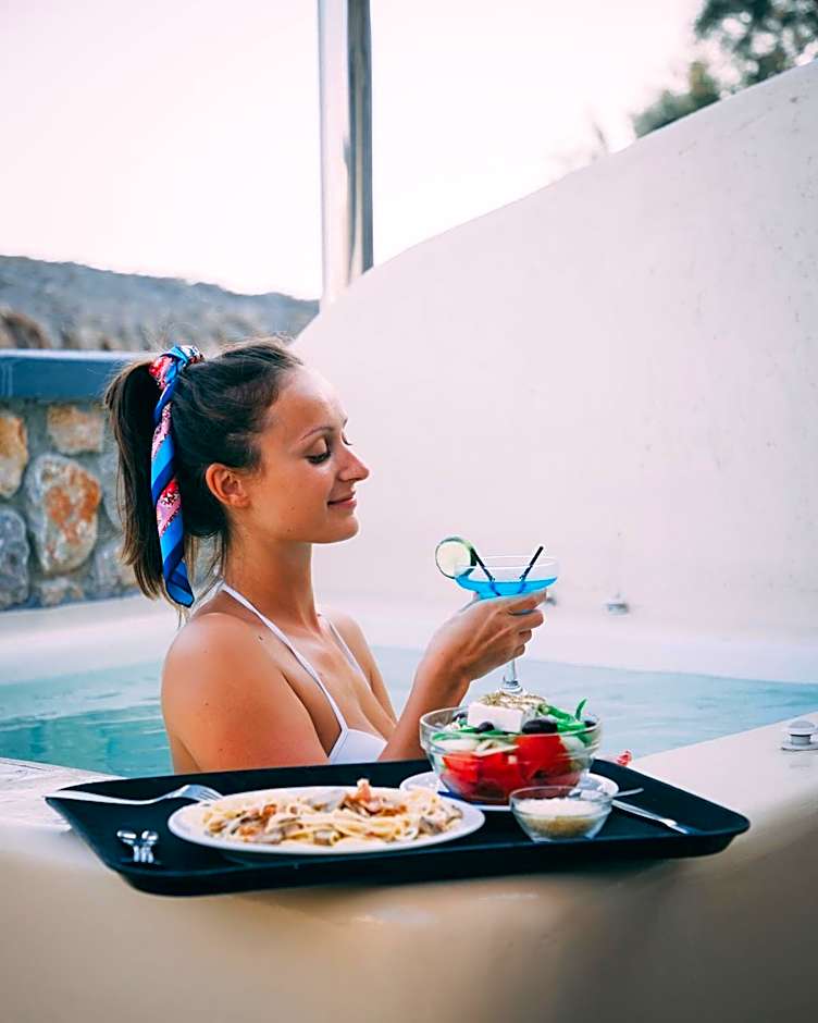 Cyclops Beach Apartments