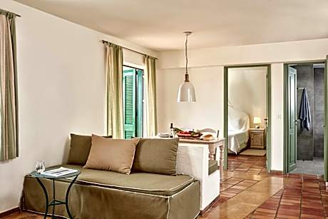 Superior Family Apartment with Village View