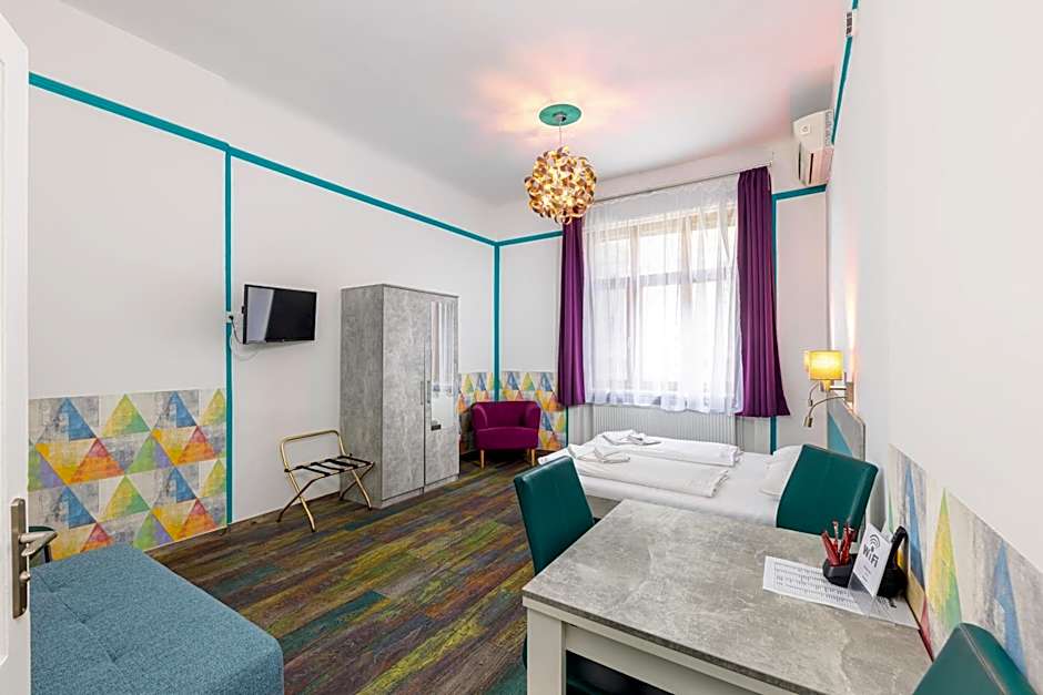 Amber Terrace Studios Downtown