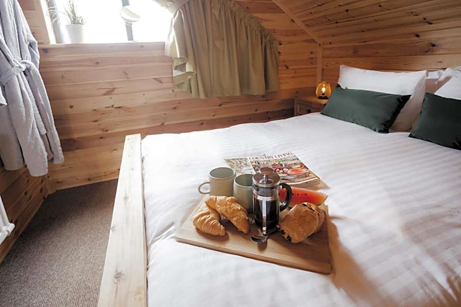 Woodlakes Park By Liv Retreats