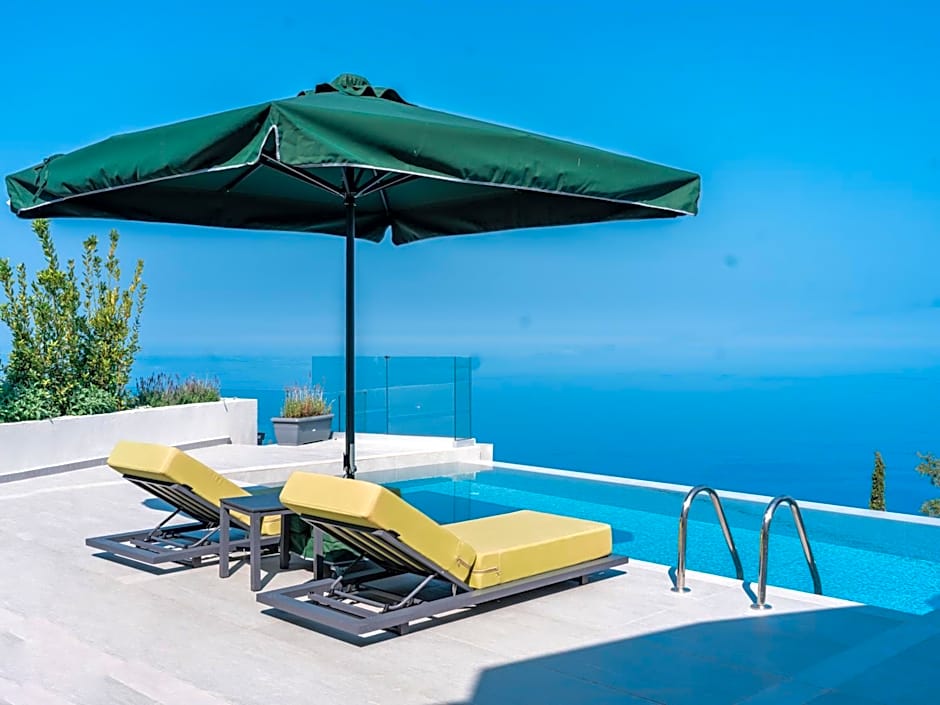 Anadeo Villas & Suites