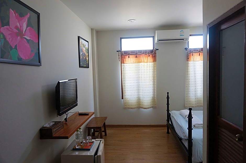 Sri Chiang Khan Hotel