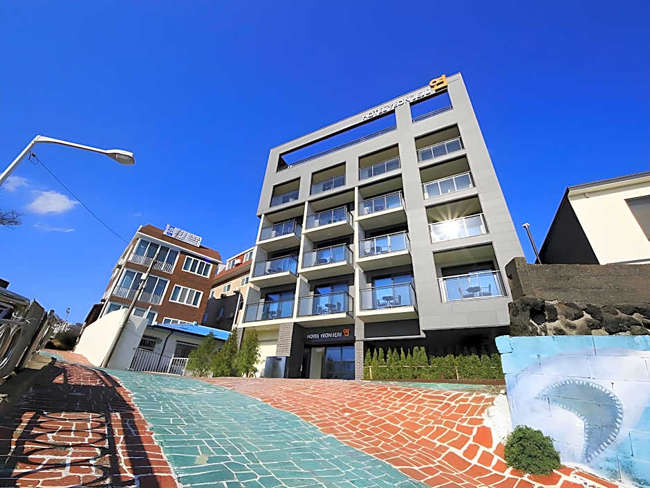 Hotel Yeon