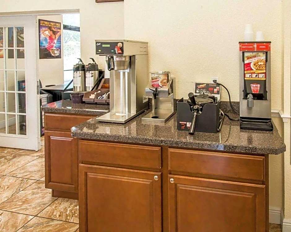 Quality Inn Kissimmee West - Lake Buena Vista South