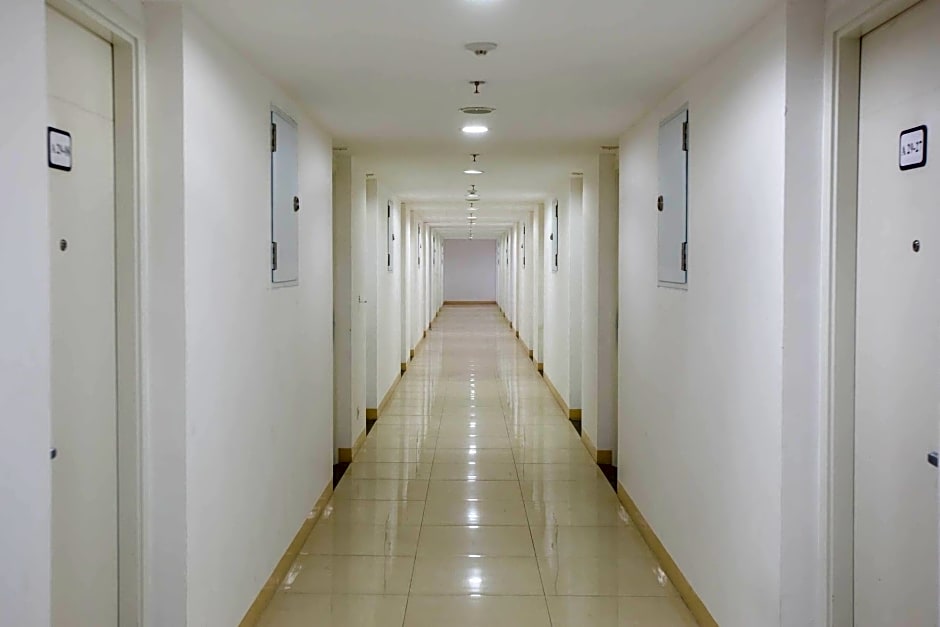 Urban Hotel Serpong by Zuzu