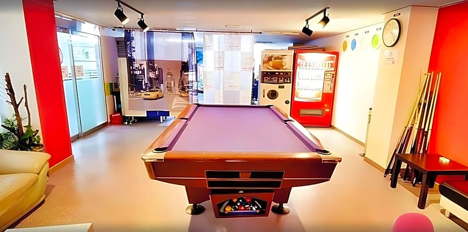 One Way Guesthouse Busan