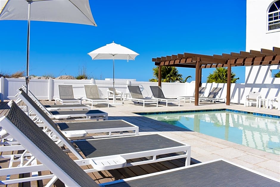 Barefoot Beach Club