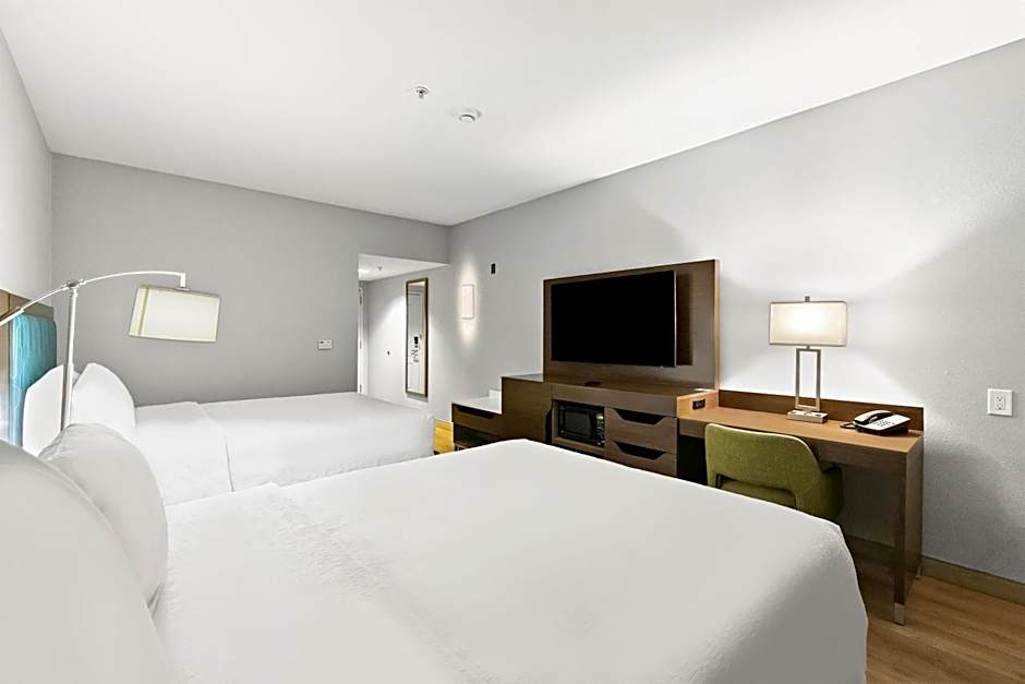 Hampton Inn & Suites Lancaster