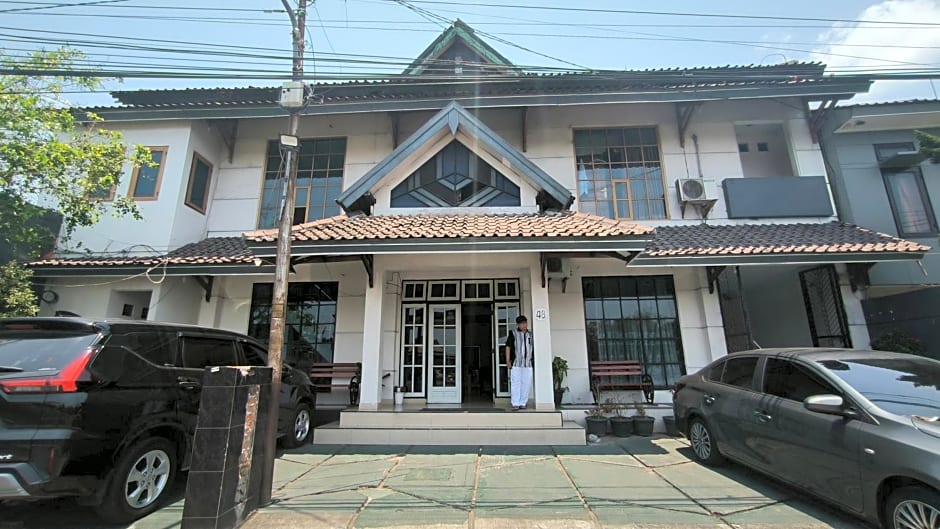 Hotel New Bugisan