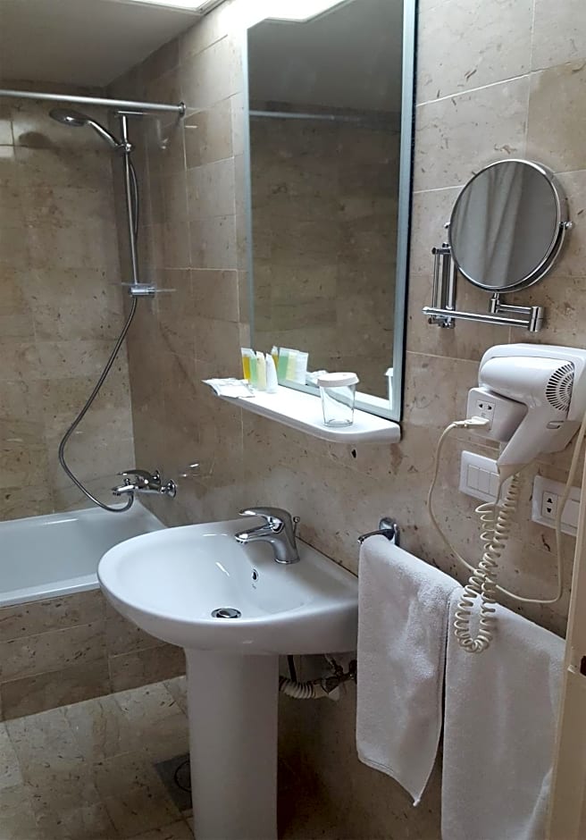 Bella Riva Hotel