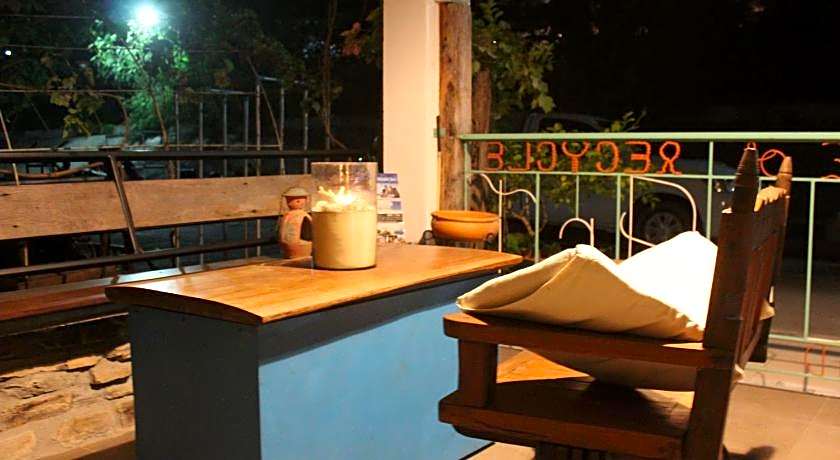 RecArt the house of recycle & art