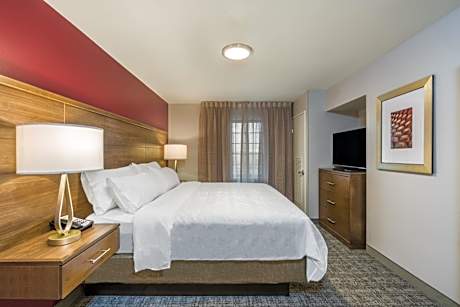 Queen Room - Hearing Accessible
