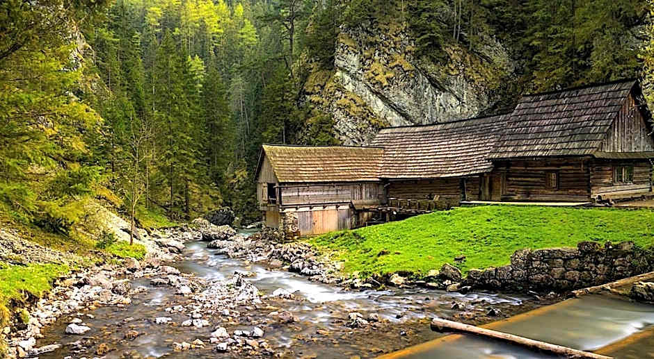 Turistická ubytovňa