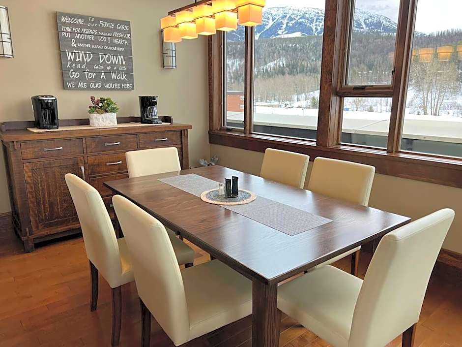 Luxurious 901 Condos by Fernie Central Reservations