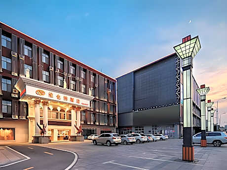 Vienna Hotel Xuzhou Yunlong District Tongshan Road Metro Station
