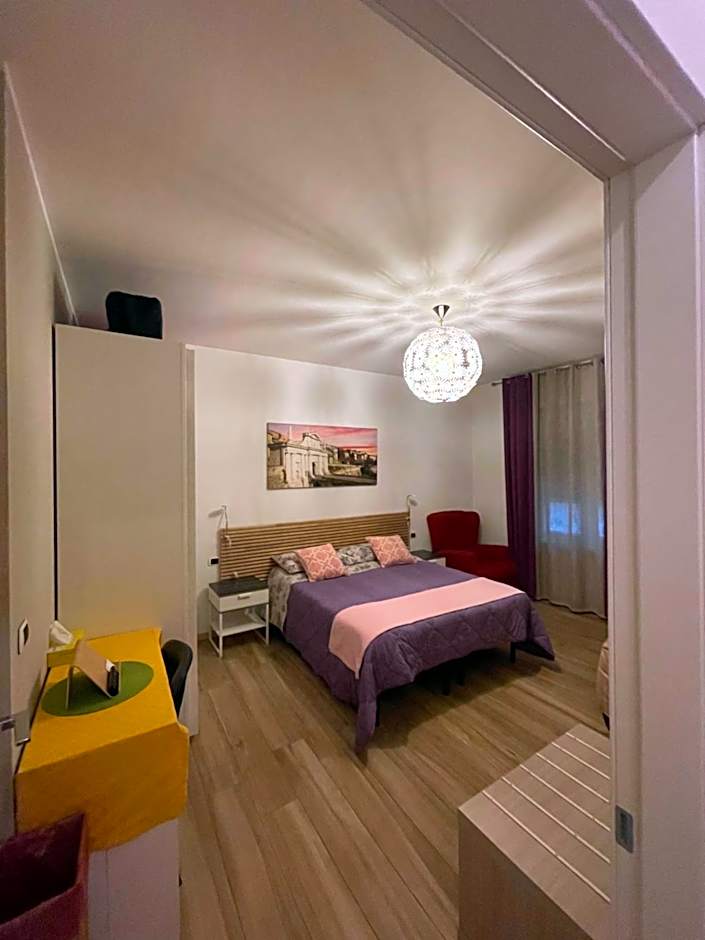 Smart-House Rent-Rooms FREE PARKING