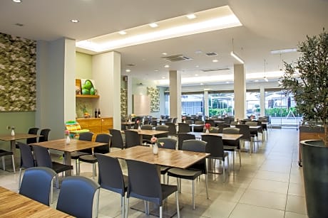Mavridis Hotel