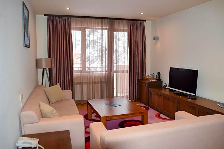 The Lodge Hotel