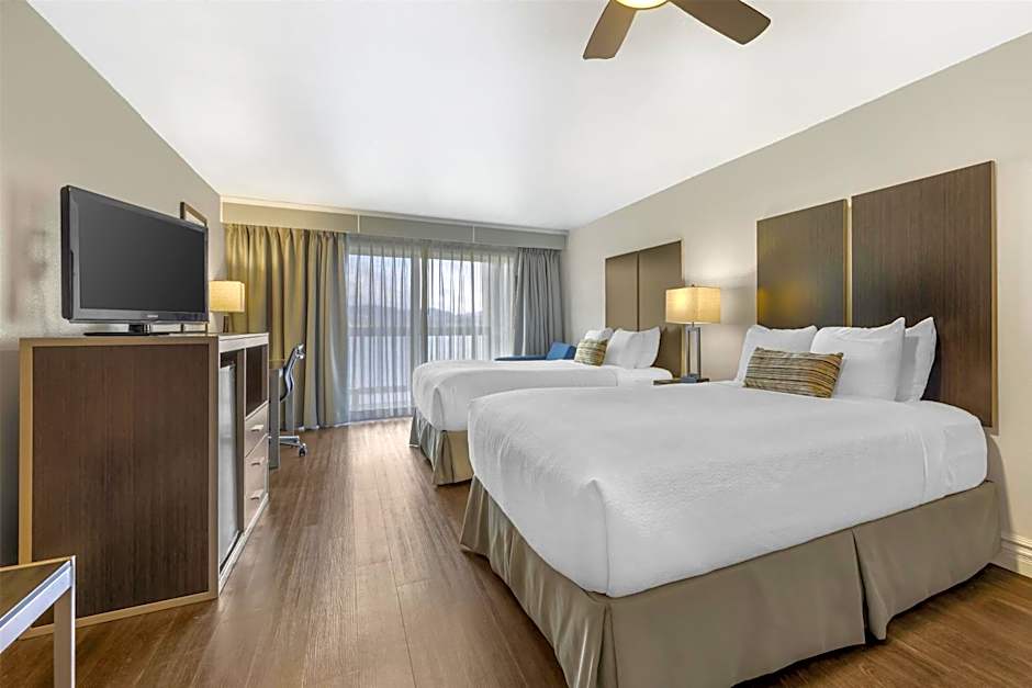 Best Western Pier Point Inn