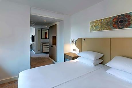 King Junior Suite With View