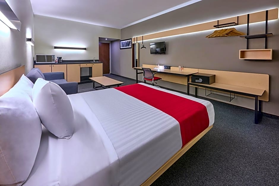 City Express Plus by Marriott Ciudad de México Patio Universidad