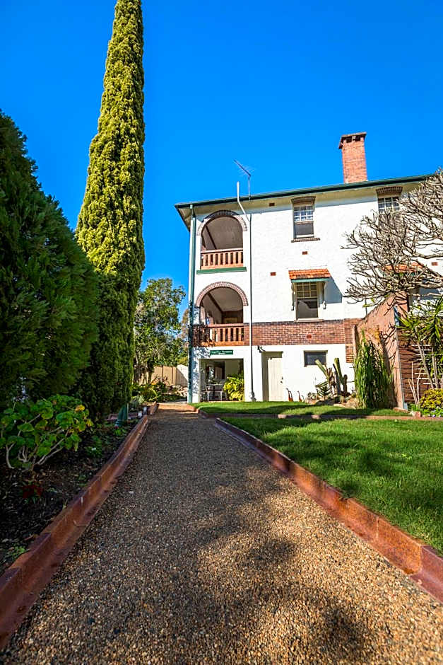 Cumquat House