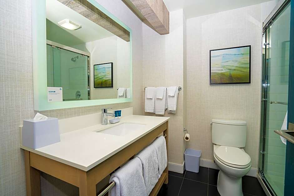 Four Points by Sheraton Salt Lake City Airport