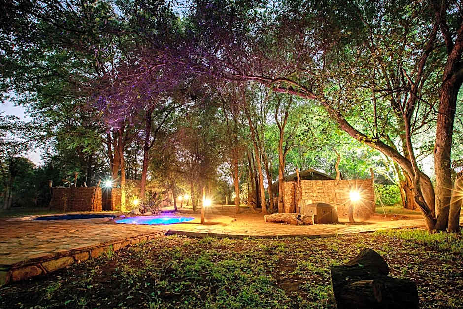 Sable Creek Safari Lodge