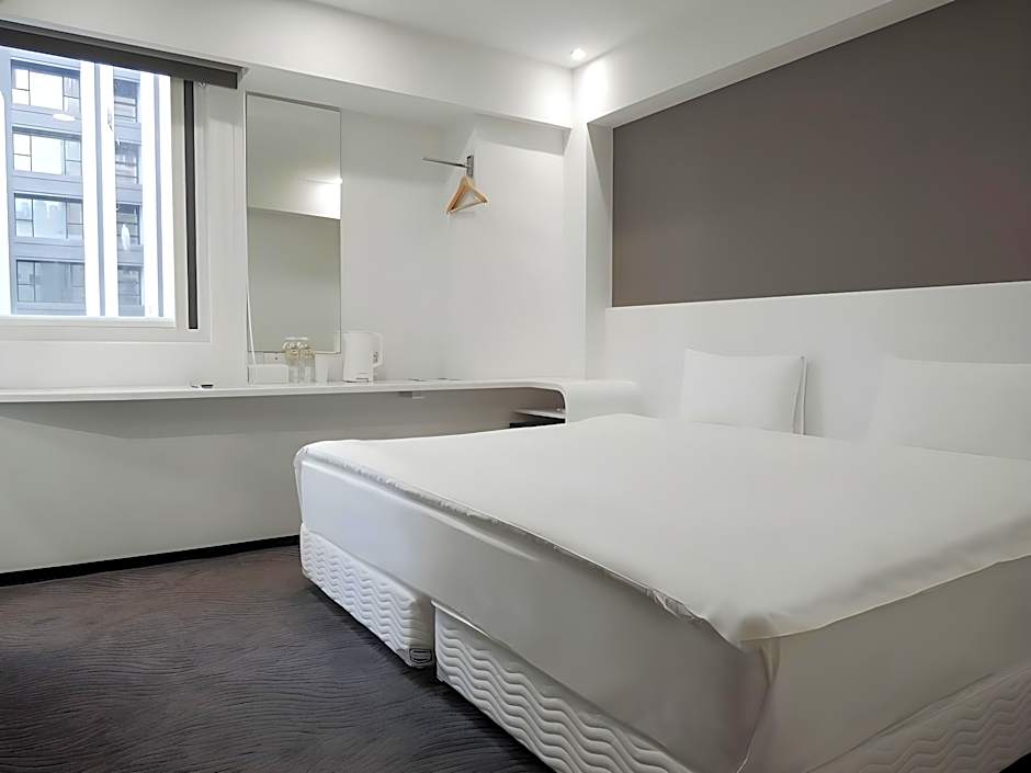 CHECK inn Express Taipei Yongkang